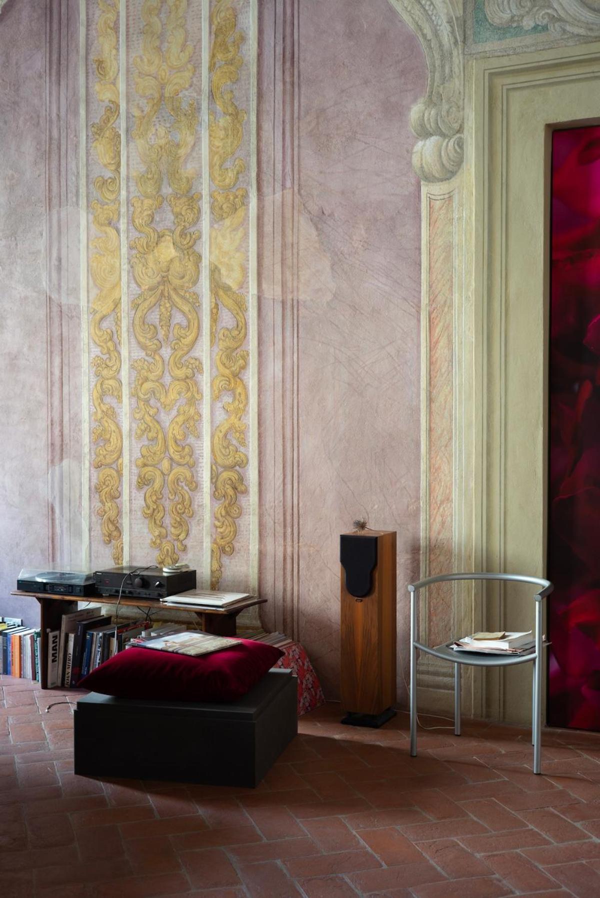 Impressive Renaissance With Elevator Apartment Florence
